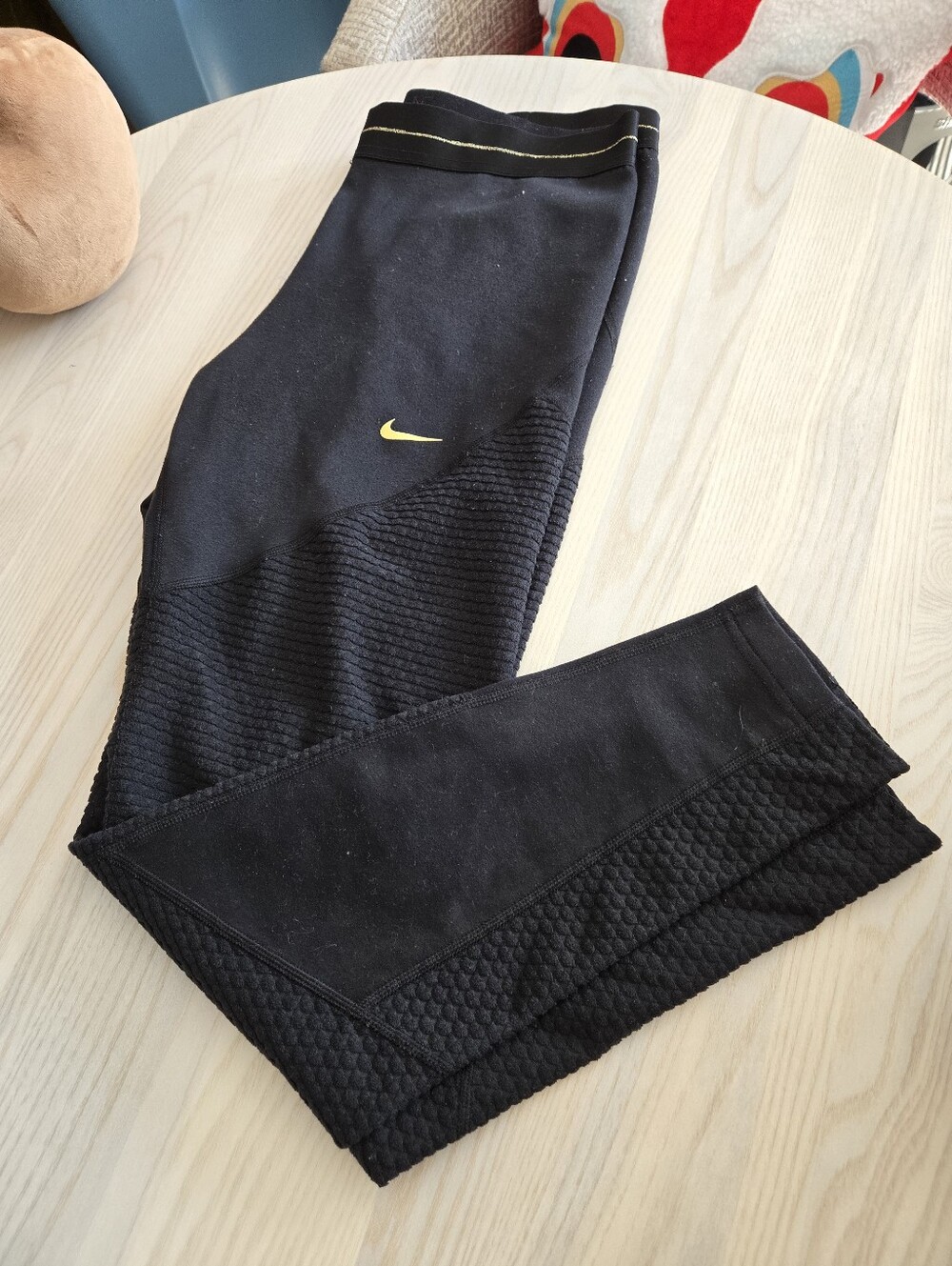 Womens Fleece Nike Leggings Gold Black L/XL